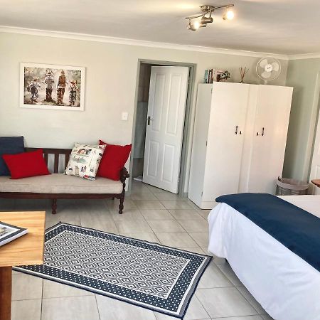 C-Pampoentjie Apartment Struisbaai Luaran gambar
